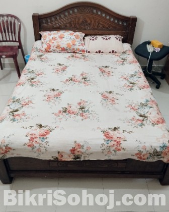 Heavy-Duty Solid Wooden Bed